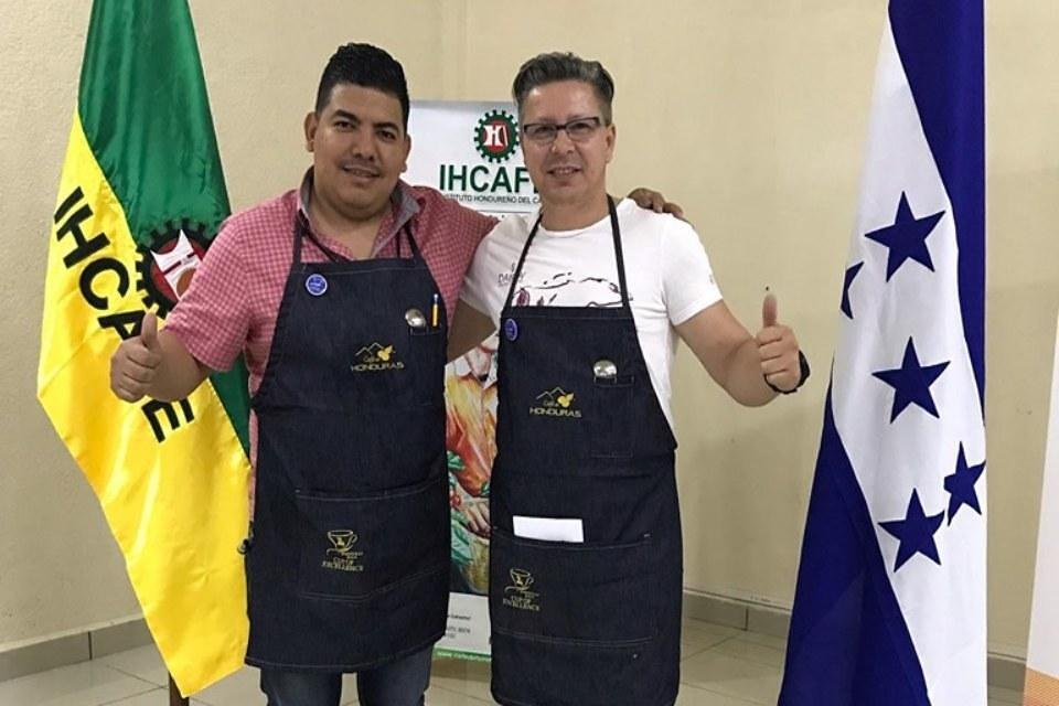 Нашият кафетърсач защитава честта на Европа