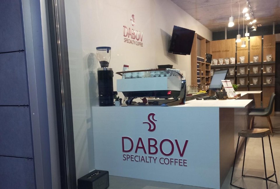 DABOV отваря първия си шоурум в Бургас